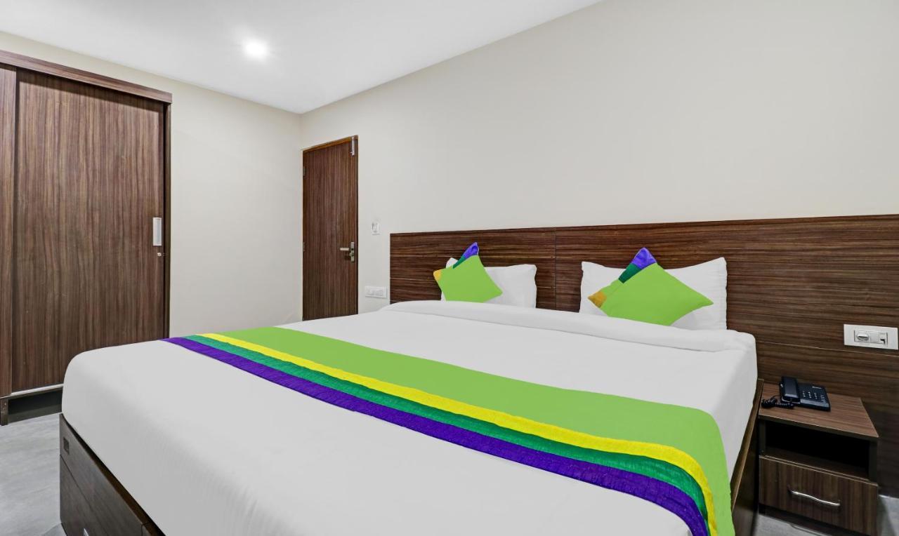 Hotel Treebo Purple Orchid Boutique Bangalore Exterior foto